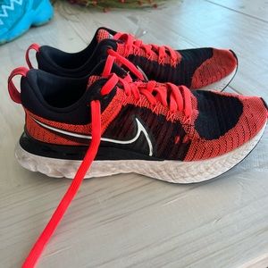 Nike sneakers mens size 8